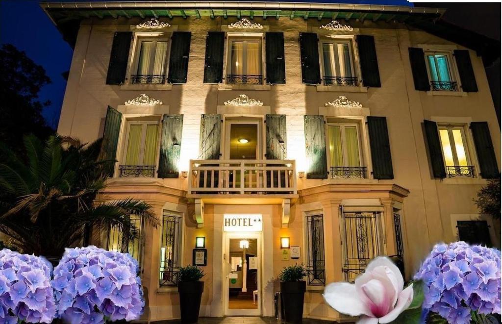 Hotel Val Flores Logis Біарріц Екстер'єр фото